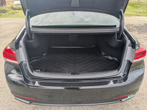 Used 2015 Hyundai Genesis 3.8 w/ Option Group 02 image 11