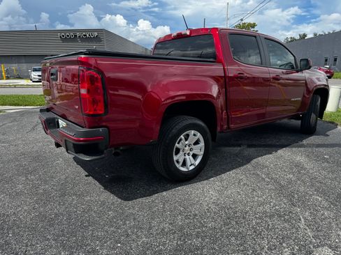 Used 2021 Chevrolet Colorado LT w/ Safety Package RWD image 4