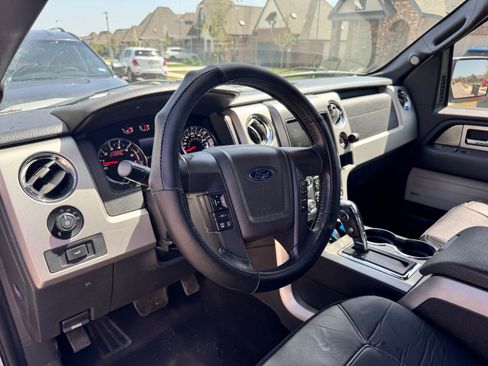 Used 2014 Ford F150 FX4 w/ Equipment Group 402A Luxury AWD/4WD image 11
