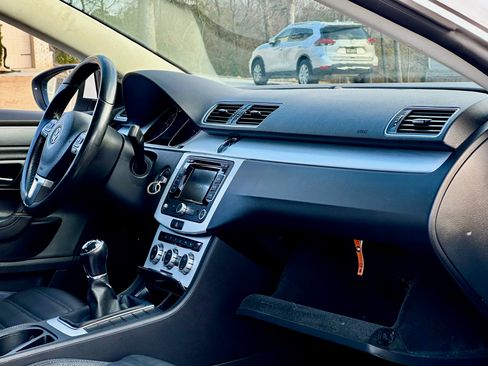 Used 2015 Volkswagen CC R-Line image 22