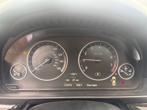 Used 2013 BMW 528i Sedan image 8