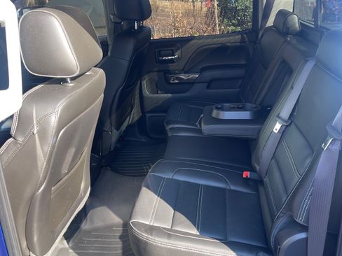 Used 2015 GMC Sierra 2500 Denali w/ Duramax Plus Package image 16