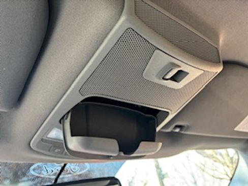 Used 2017 Ford F150 XLT w/ Equipment Group 302A Luxury image 18