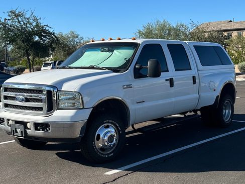 Used 2006 Ford F350 XL image 2