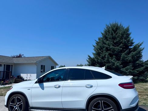 Used 2016 Mercedes-Benz GLE 450 4MATIC Coupe image 2