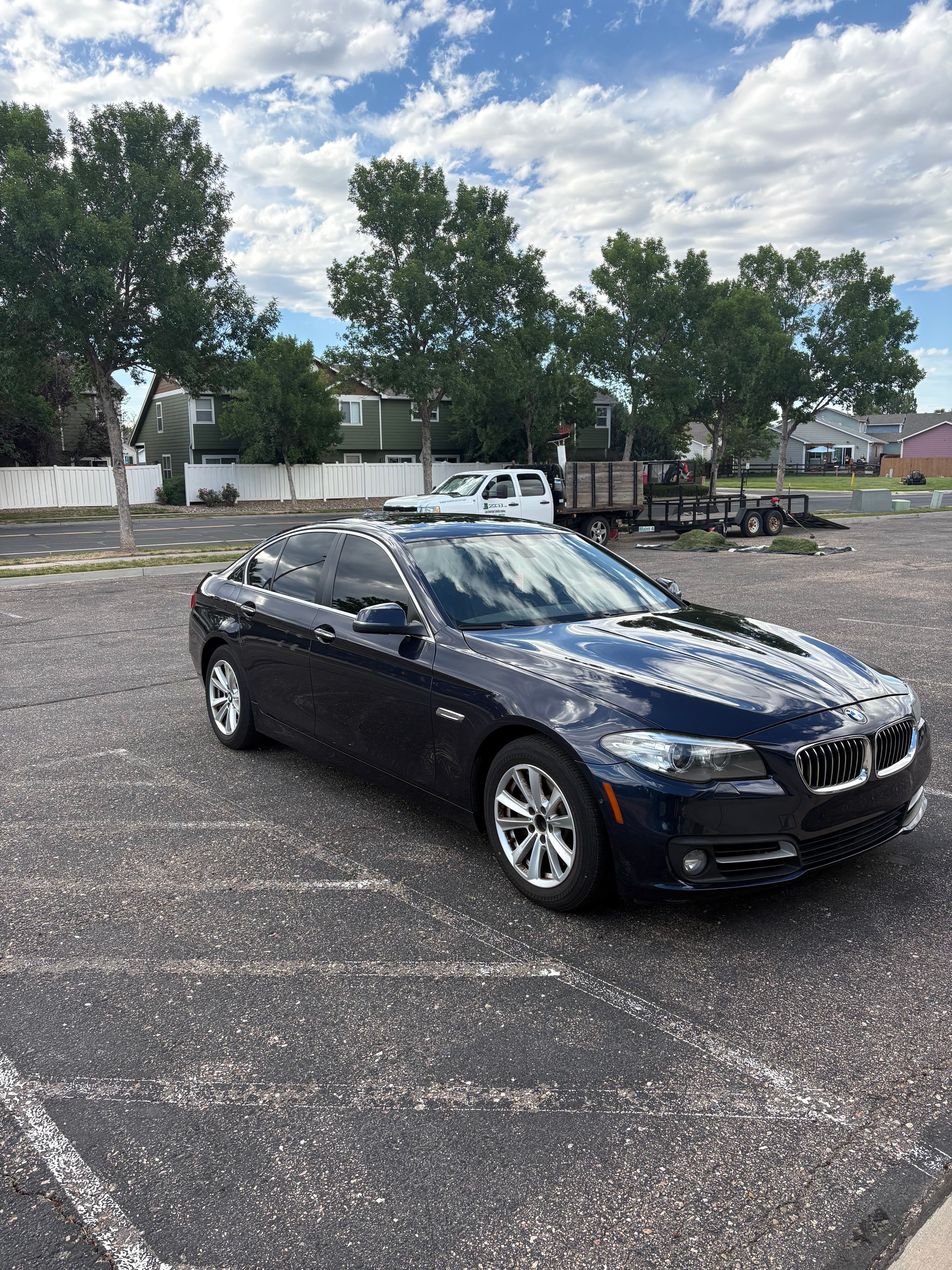 Used 2015 BMW 528i xDrive Sedan AWD/4WD image 2