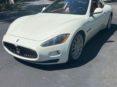 Used 2009 Maserati GranTurismo S image 4