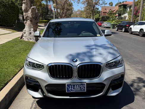 Used 2019 BMW X4 xDrive30i w/ M Sport Package AWD/4WD image 8