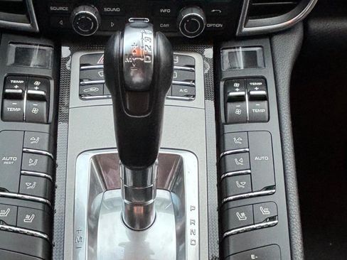 Used 2016 Porsche Panamera S RWD image 8