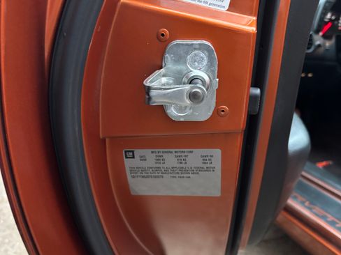 Used 2007 Chevrolet Corvette Convertible w/ Preferred Equipment Group image 15