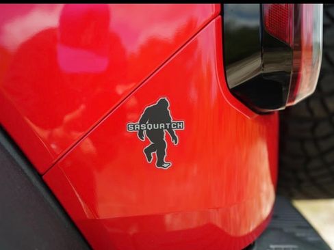 Used 2024 Ford Bronco Heritage Edition image 4