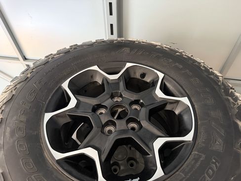 Used 2021 Jeep Wrangler Unlimited Rubicon 4xe w/ Steel Bumper Group image 19