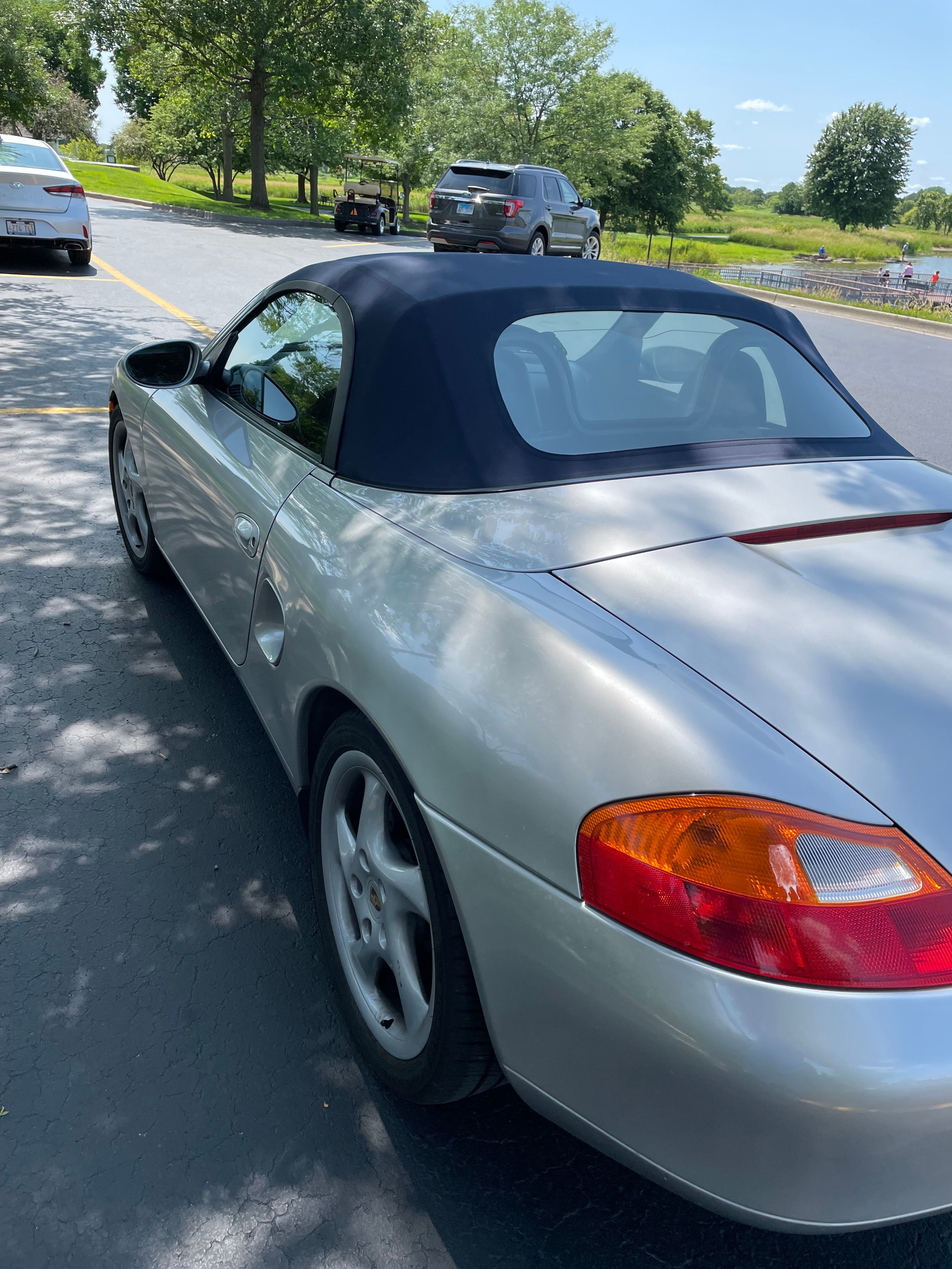 Used 2000 Porsche Boxster RWD image 2