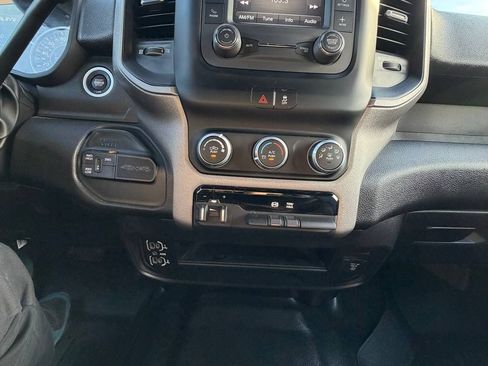 Used 2024 RAM 2500 Tradesman w/ Chrome Appearance Group image 11