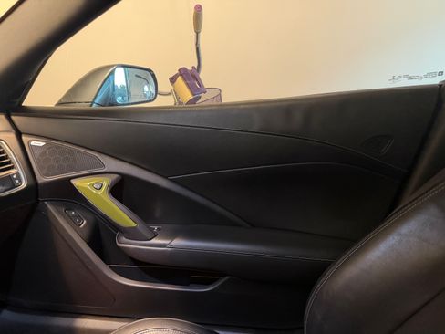 Used 2017 Chevrolet Corvette Stingray Coupe w/ 2LT Preferred Equipment Group image 17