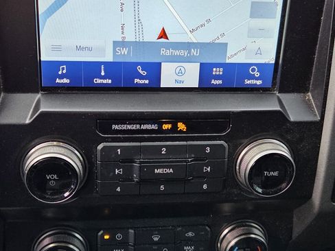 Used 2020 Ford F150 Raptor w/ Equipment Group 802A Luxury image 10