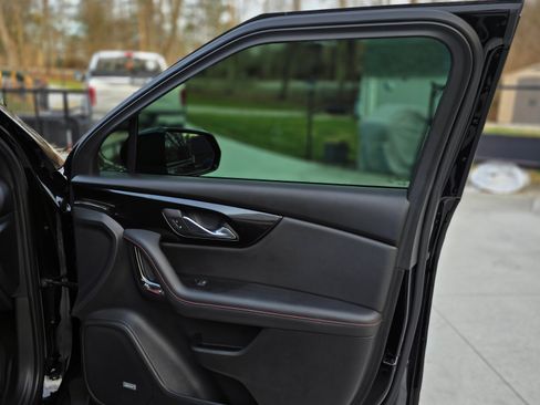 Used 2021 Chevrolet Blazer RS w/ Enhanced Convenience Package image 16