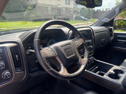 Used 2017 GMC Sierra 1500 Denali AWD/4WD image 12