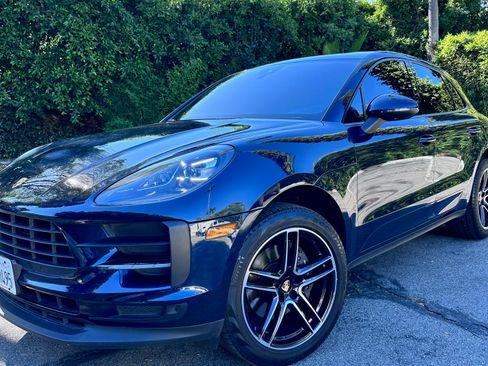 Used 2021 Porsche Macan image 14