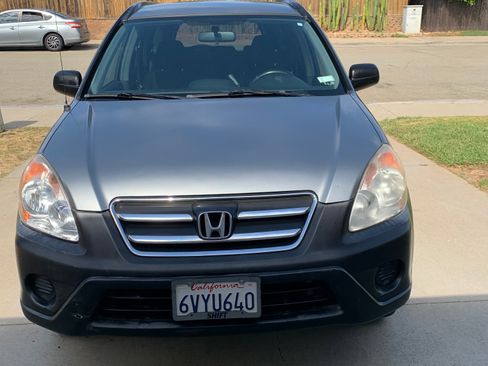 Used 2005 Honda CR-V LX image 11