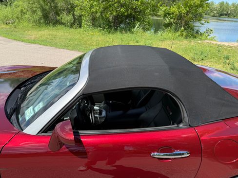 Used 2009 Saturn Sky Red Line Ruby Red RWD image 11