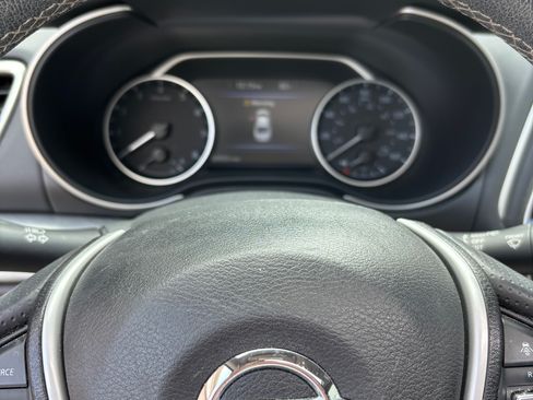 Used 2017 Nissan Maxima 3.5 SL FWD image 12