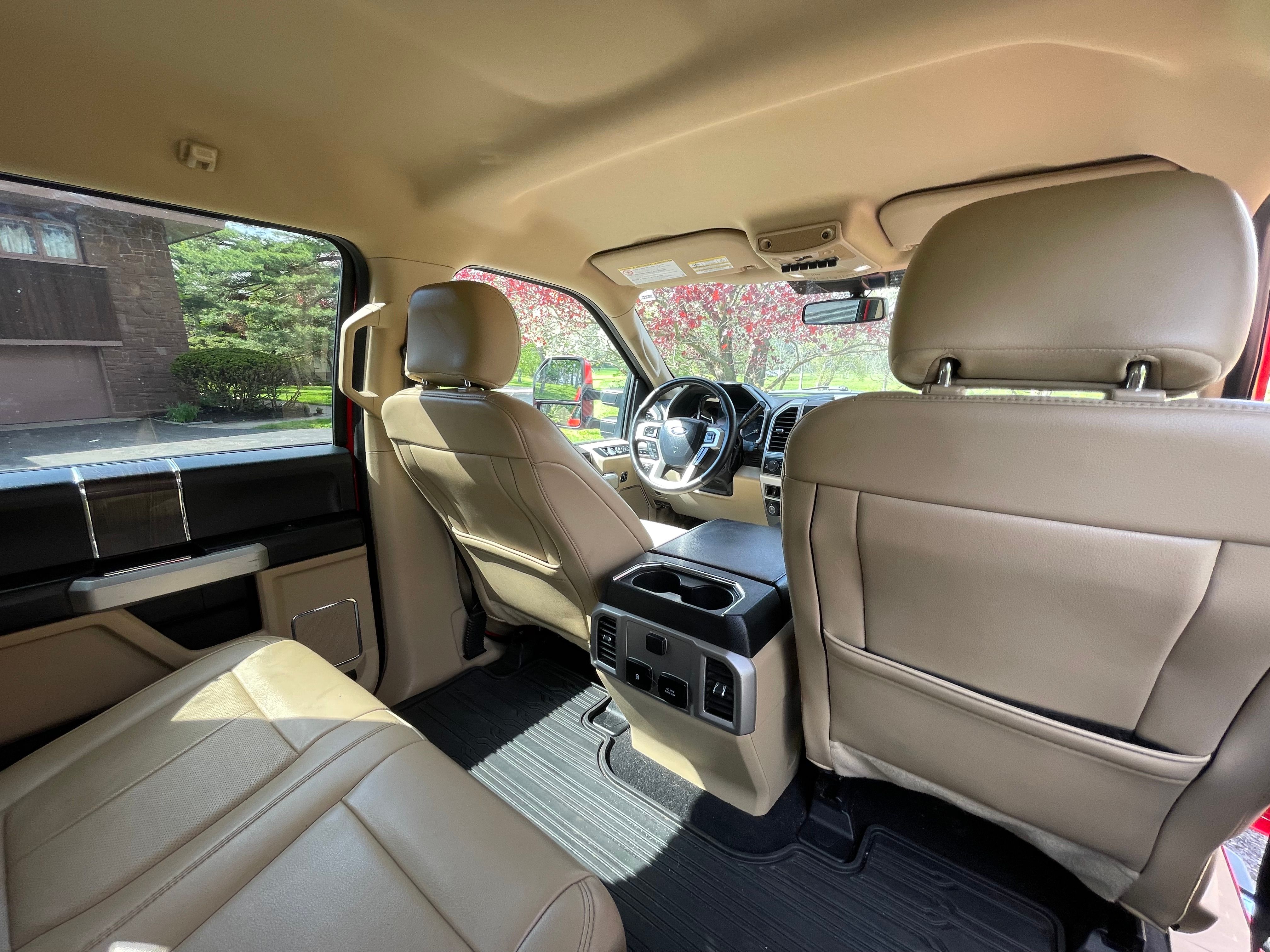 Used 2020 Ford F350 Lariat w/ Lariat Value Package AWD/4WD image 26