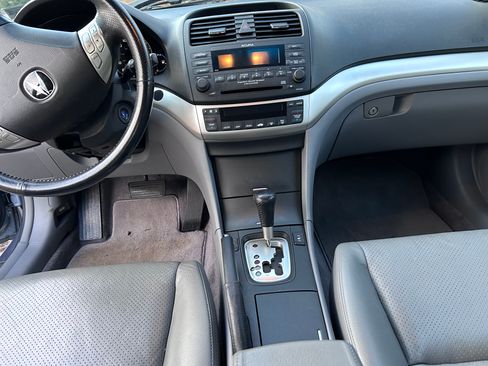 Used 2004 Acura TSX FWD image 5
