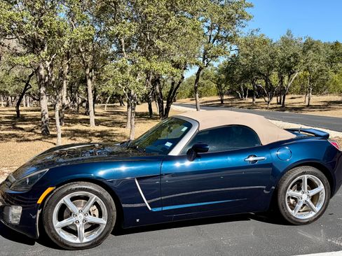 Used 2008 Saturn Sky Red Line image 1