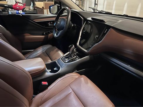 Used 2022 Subaru Outback Touring w/ Popular Package #2 image 5