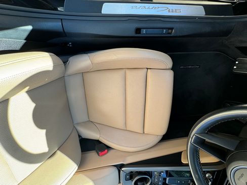 Used 2020 Porsche 911 Carrera image 14