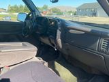 Used 2005 Chevrolet Silverado 2500 LS w/ Heavy-Duty Power Package image 2