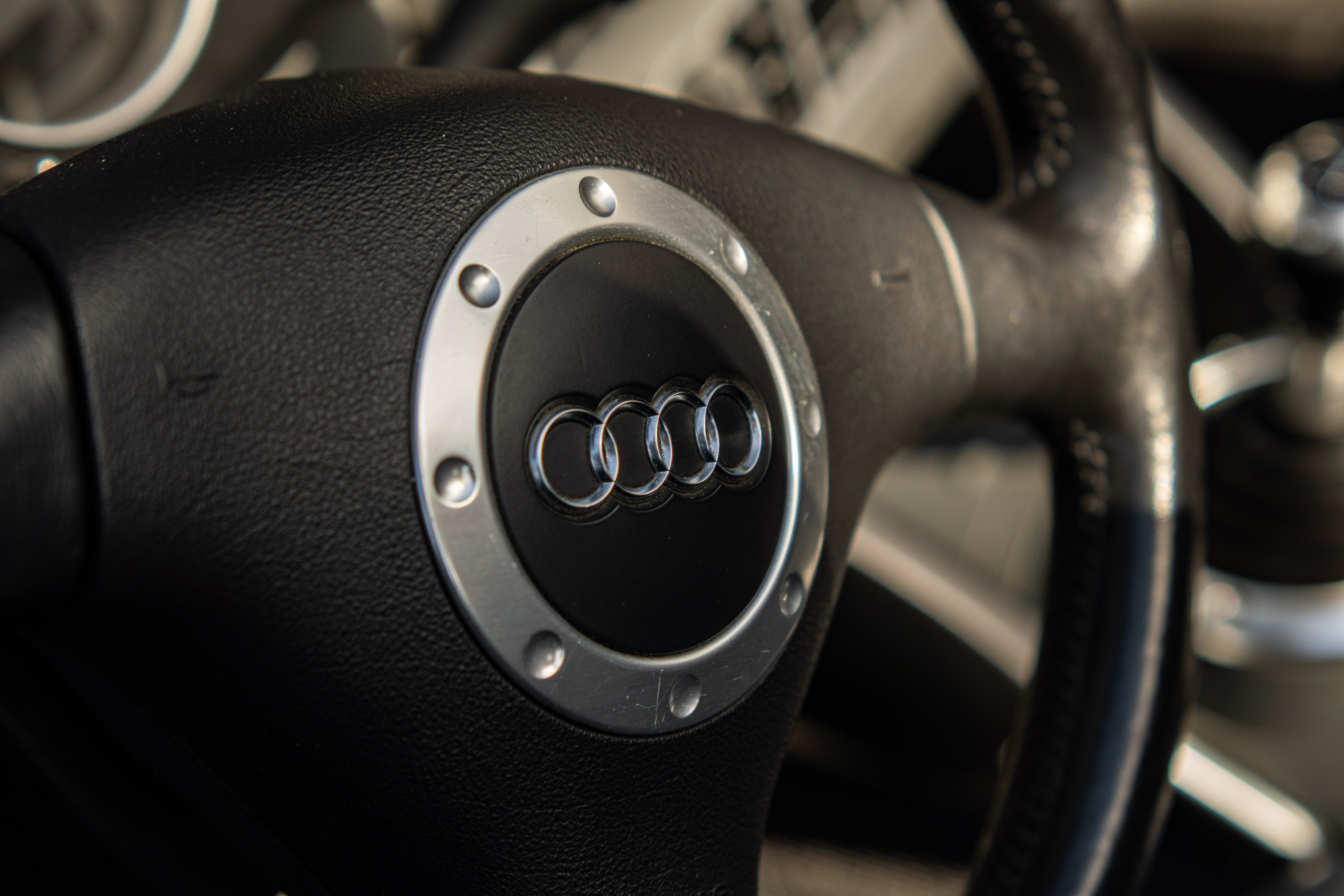 Used 2002 Audi TT 1.8T AWD/4WD image 9