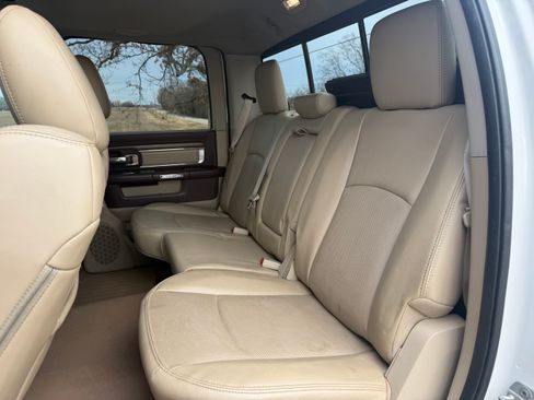 Used 2013 RAM 2500 Laramie w/ Convenience Group image 14