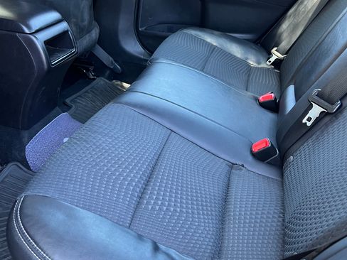 Used 2014 Toyota Camry SE FWD image 6