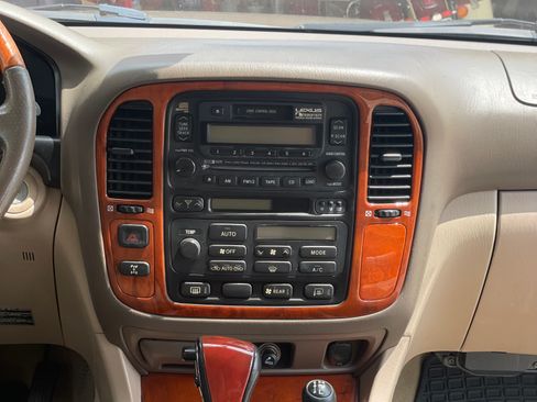 Used 2000 Lexus LX 470 4WD image 11