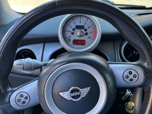 Used 2004 MINI Cooper S image 12