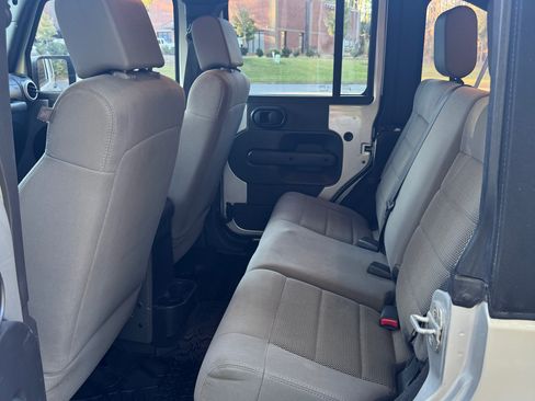 Used 2008 Jeep Wrangler Unlimited Sahara w/ Trailer Tow Group image 23