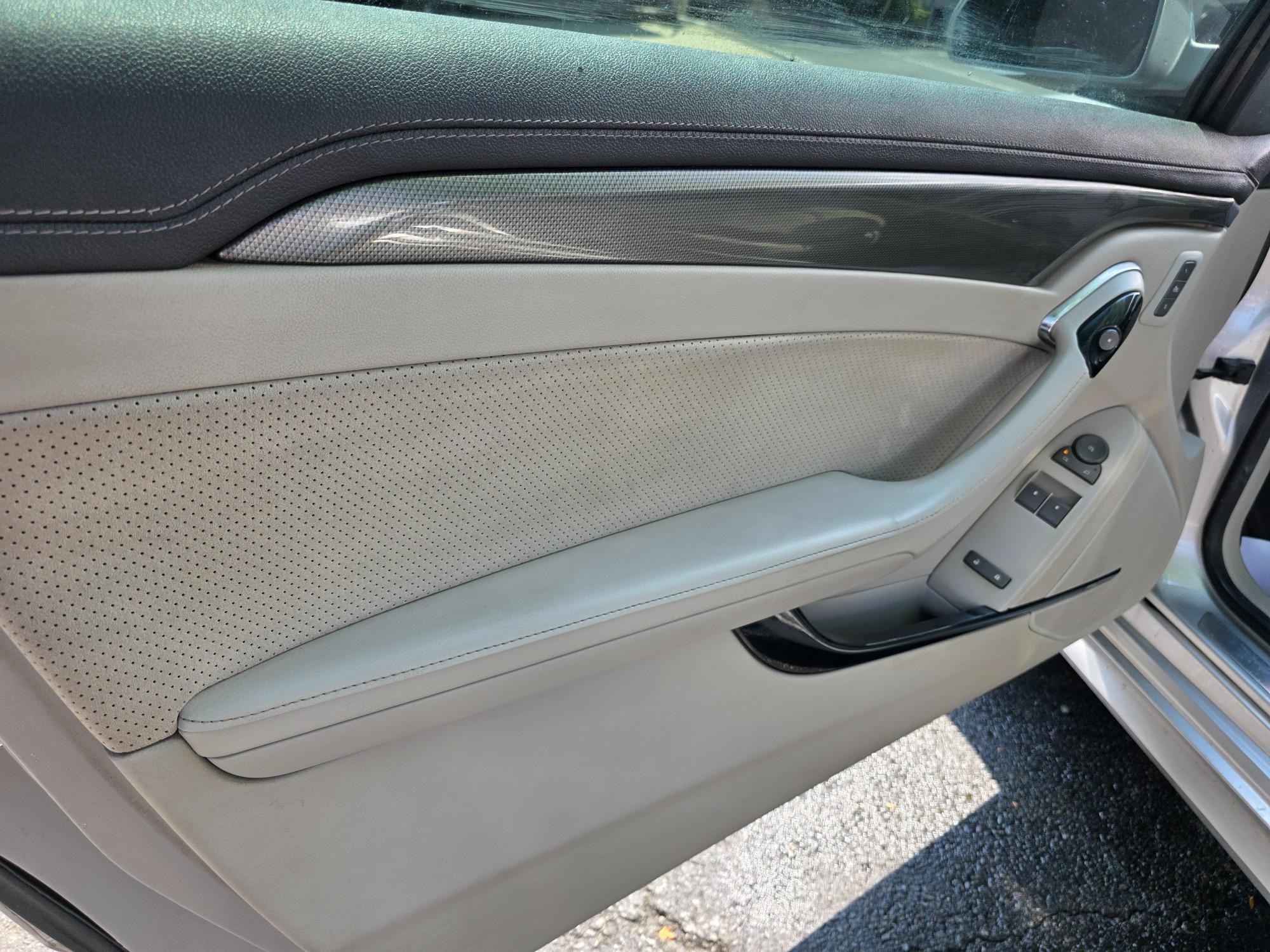 Used 2012 Cadillac CTS V RWD image 6