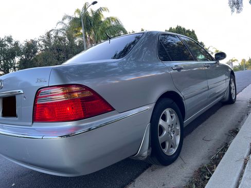 Used 2002 Acura RL image 12