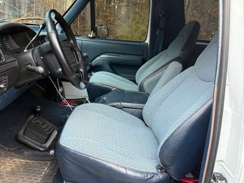 Used 1996 Ford Bronco image 4