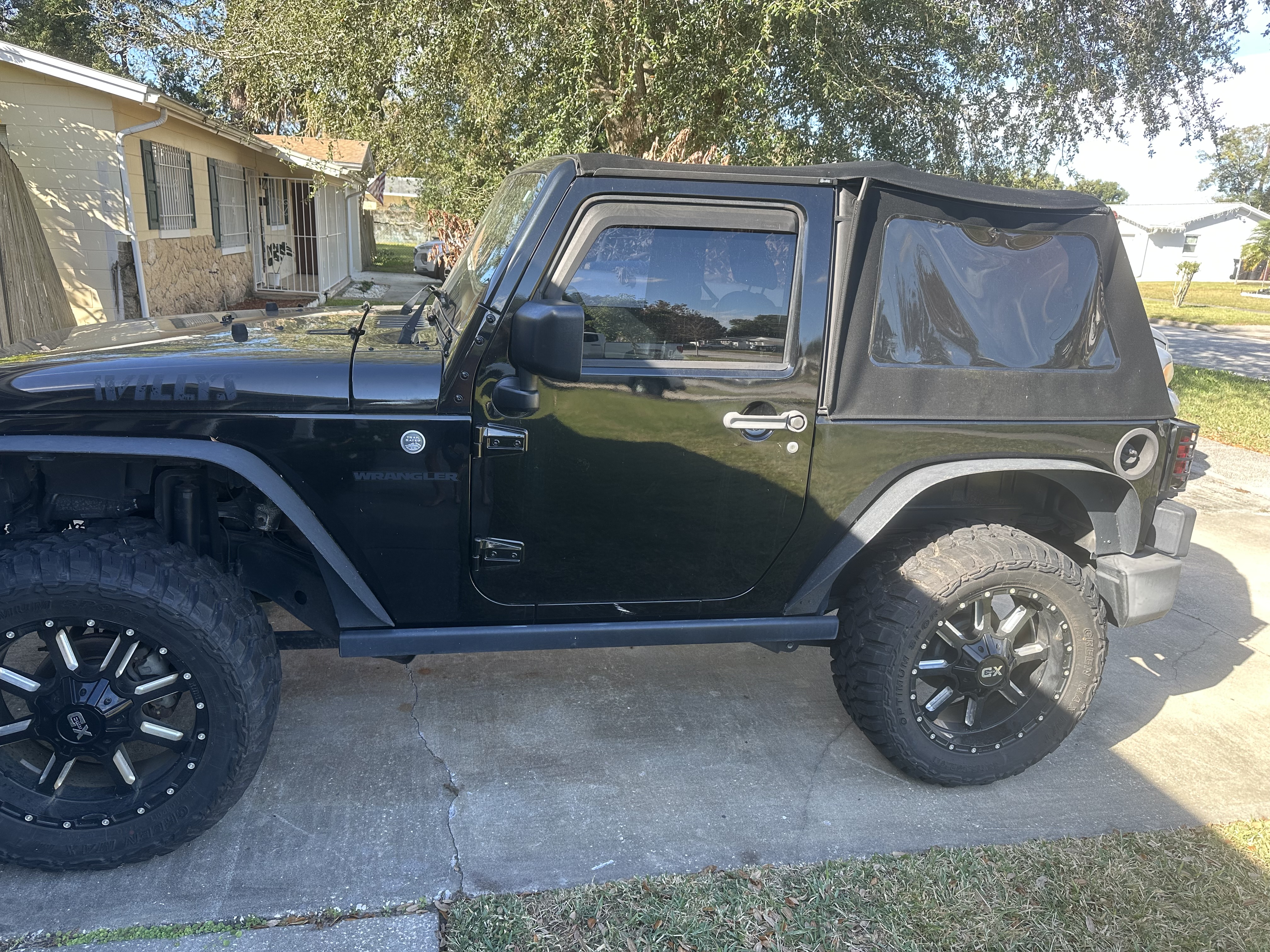 Used 2015 Jeep Wrangler Sport AWD/4WD image 4