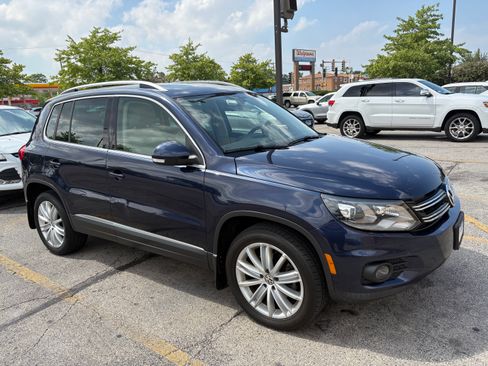 Used 2016 Volkswagen Tiguan SE image 1