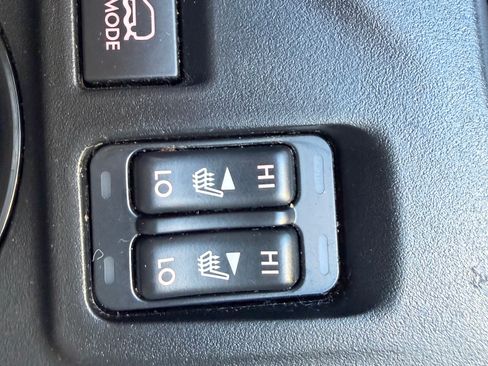 Used 2021 Subaru Crosstrek 2.0i Premium w/ Moonroof Package image 15