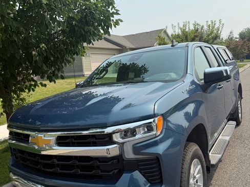 Used 2024 Chevrolet Silverado 1500 LT w/ Protection Package AWD/4WD image 2