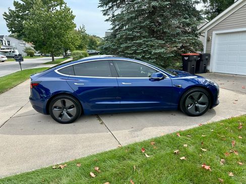 Used 2020 Tesla Model 3 Long Range AWD/4WD image 17