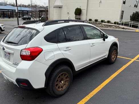 Used 2015 Subaru Crosstrek 2.0i Limited image 4