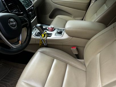 Used 2020 Jeep Grand Cherokee Limited w/ Premium Lighting Group