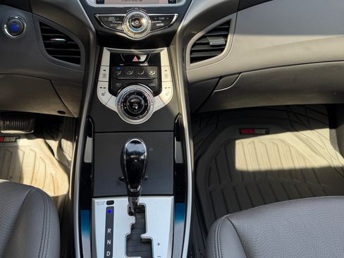 Used 2012 Hyundai Elantra Limited w/ Technology Pkg 5 image 4