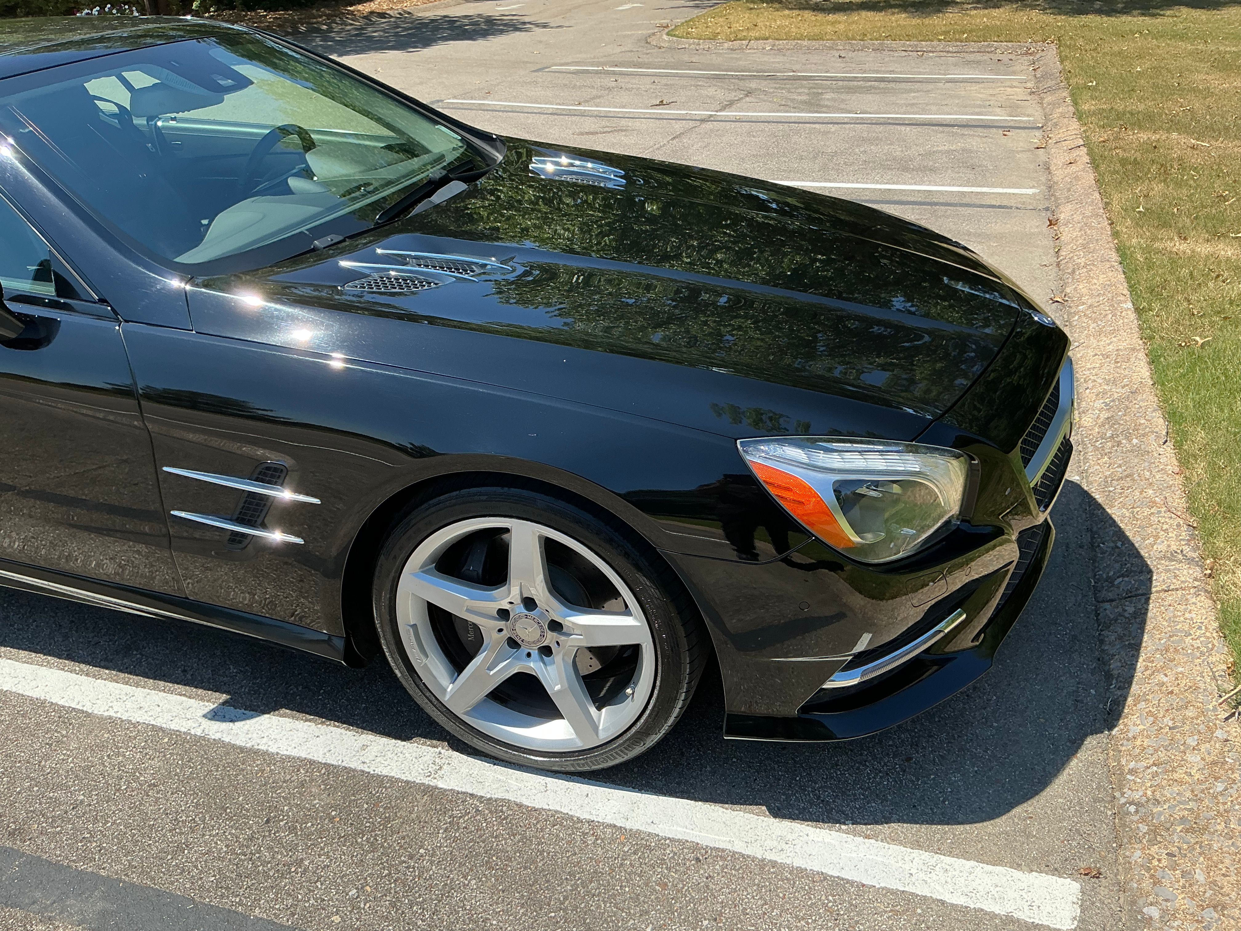 Used 2016 Mercedes-Benz SL 550 image 6